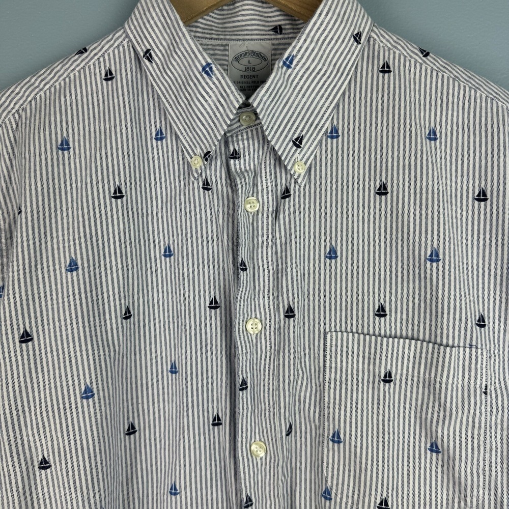 Brooks Brothers Regent Men Large Blue White Sailboat Striped Button Down Shirt